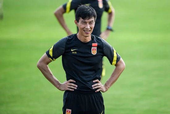 不过，最近这段时间，何英秀几乎一多半的时间都在外面奔走。